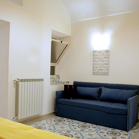 Giulia'S House Apartments Sant'Antonio Abate Exterior photo